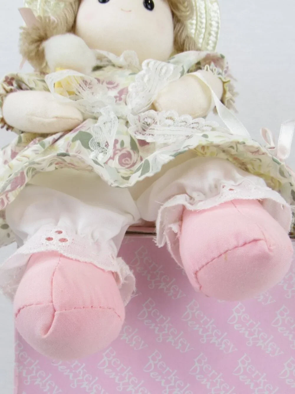 Berkeley Designs Doll Decor Haley Ice Cream You Are My Sunshine Tune Musical